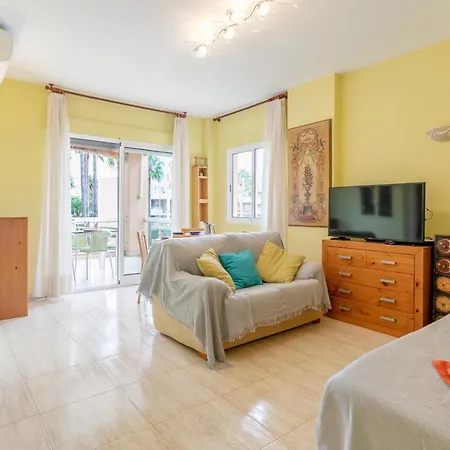 Estanyo Apartment In Flamingos Complex By Ghr Rentals